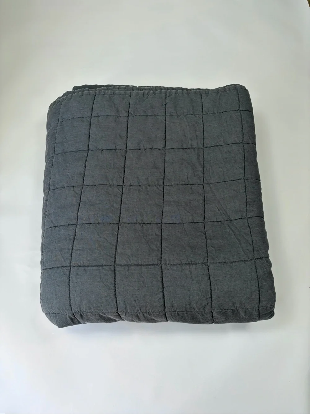 Quince European Linen Box Quilt Charcoal Full/Queen